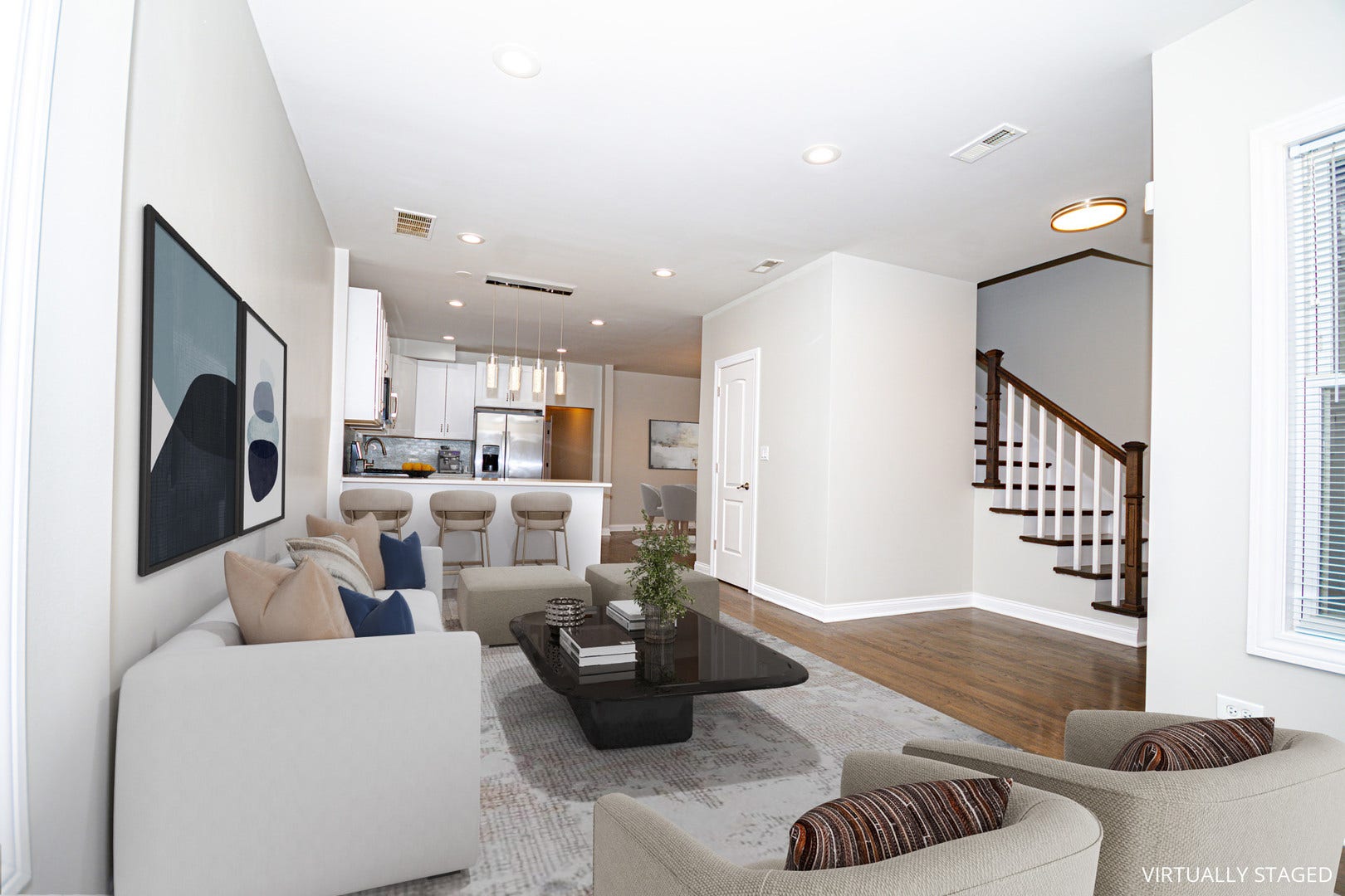 2824 N Springfield Avenue, Chicago, IL 60618 2824 N Springfield Avenue, Chicago, IL 60618