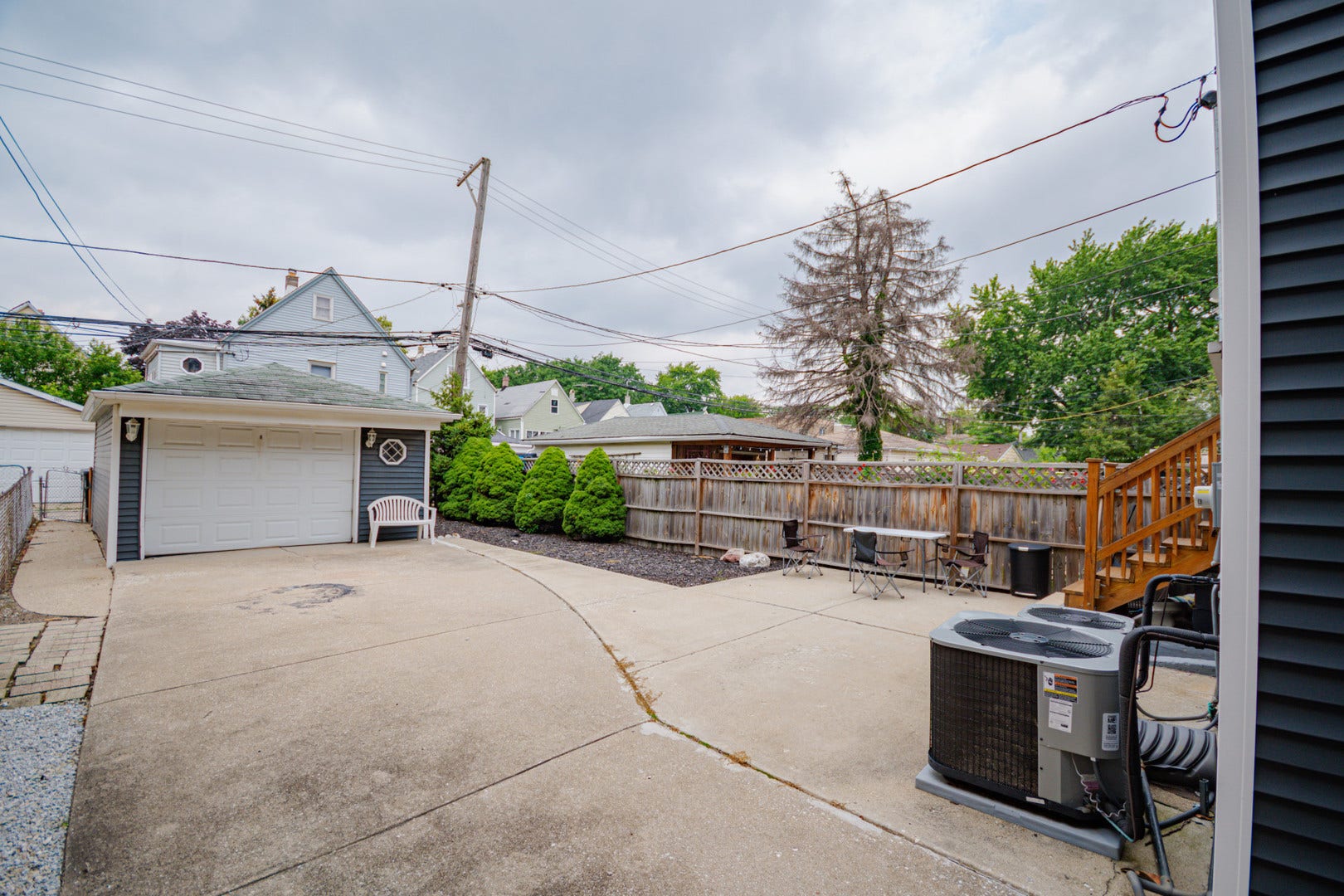 2824 N Springfield Avenue, Chicago, IL 60618 2824 N Springfield Avenue, Chicago, IL 60618