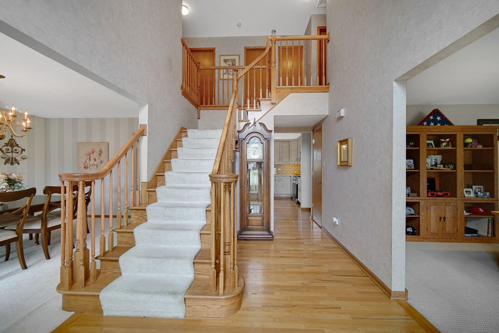 9224 Greenwood Drive, Tinley Park, IL 60487