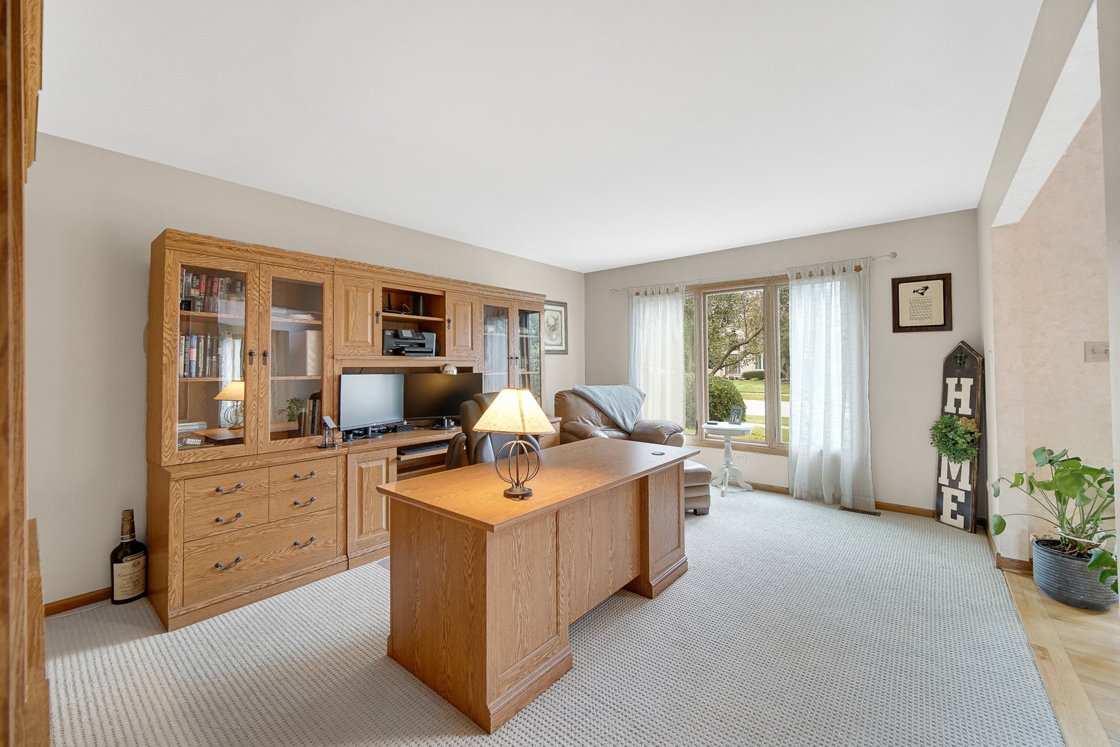 9224 Greenwood Drive, Tinley Park, IL 60487