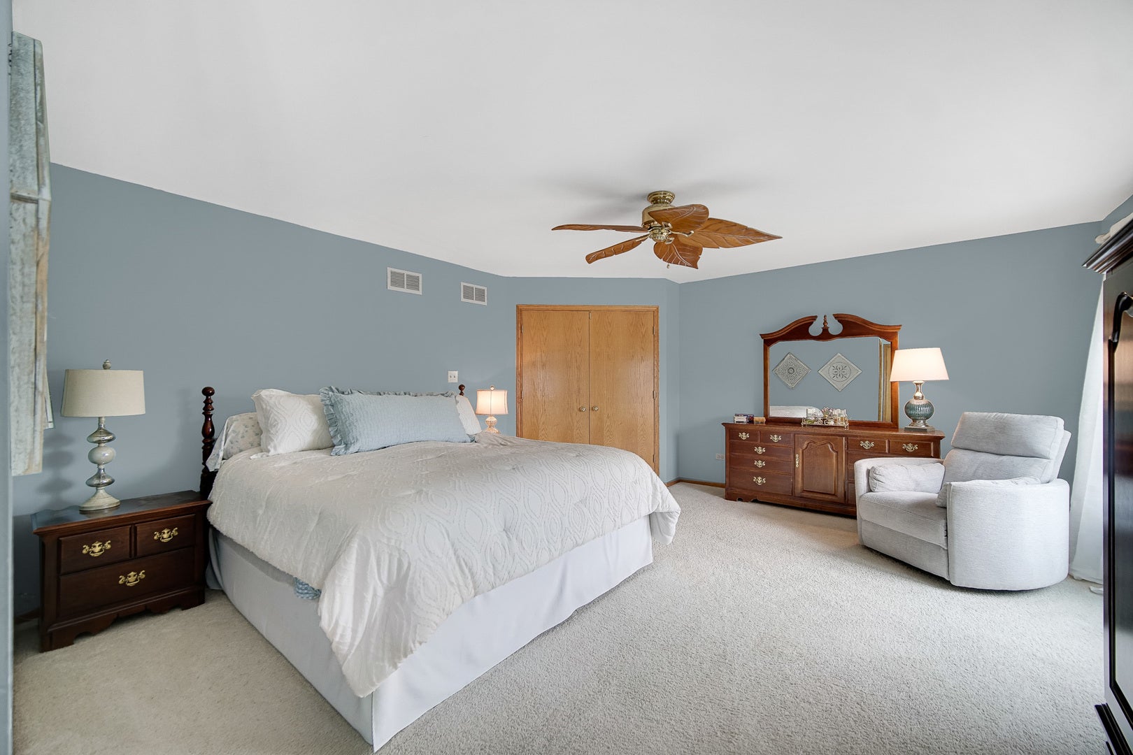 9224 Greenwood Drive, Tinley Park, IL 60487