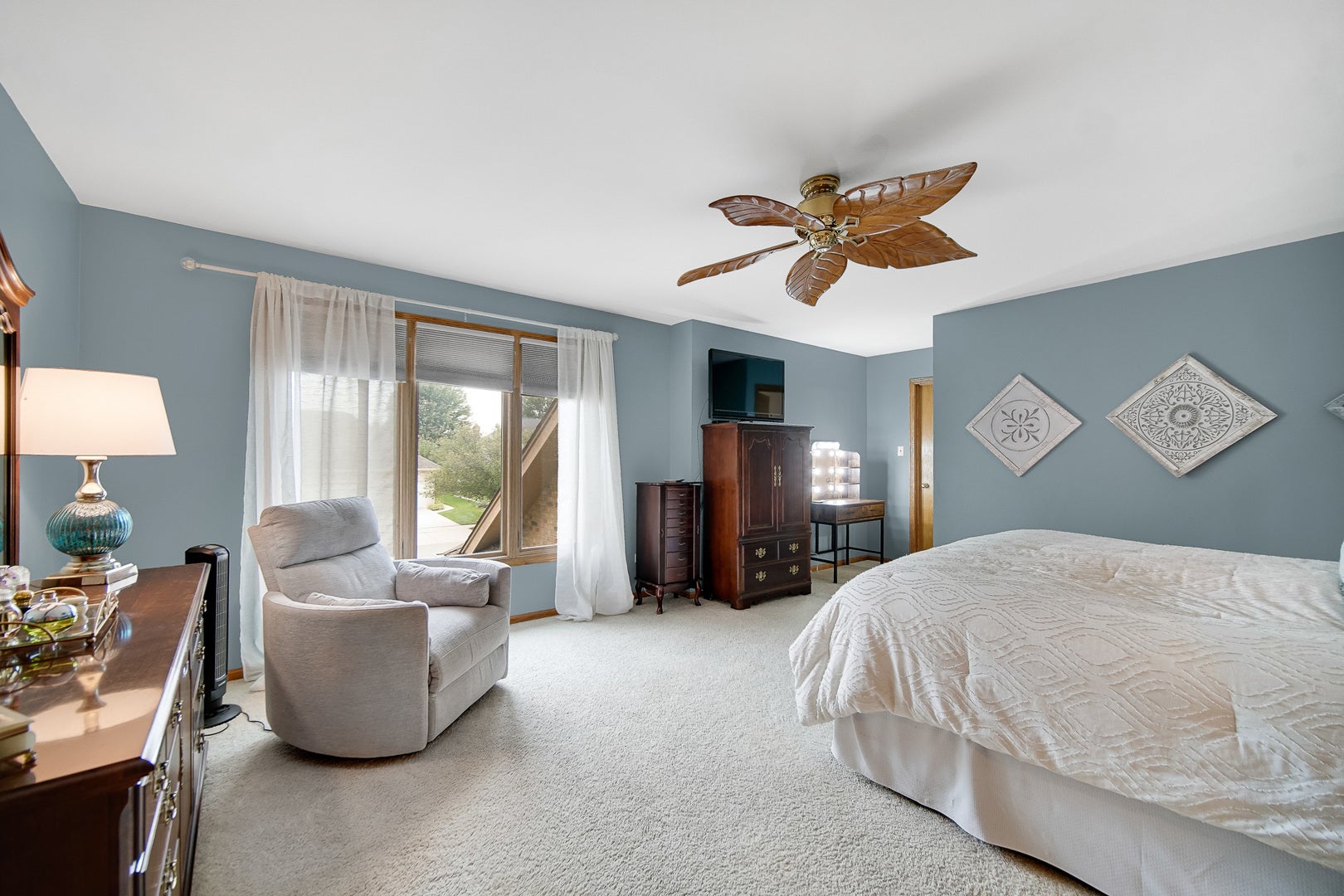 9224 Greenwood Drive, Tinley Park, IL 60487