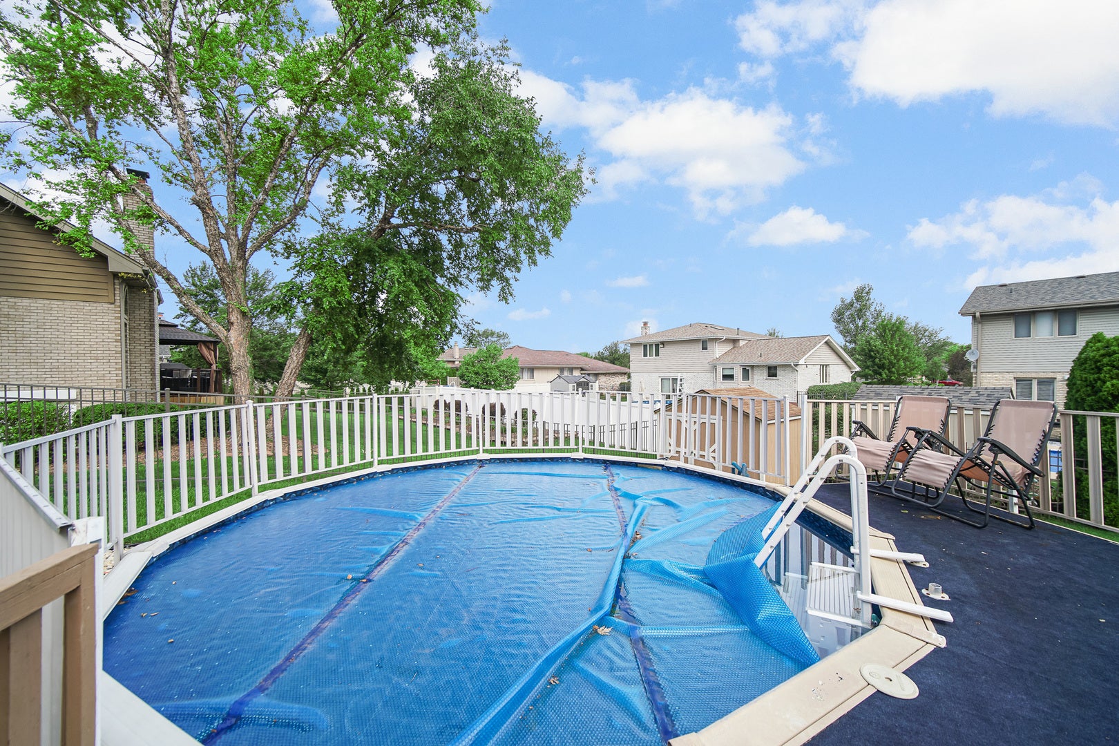 9224 Greenwood Drive, Tinley Park, IL 60487