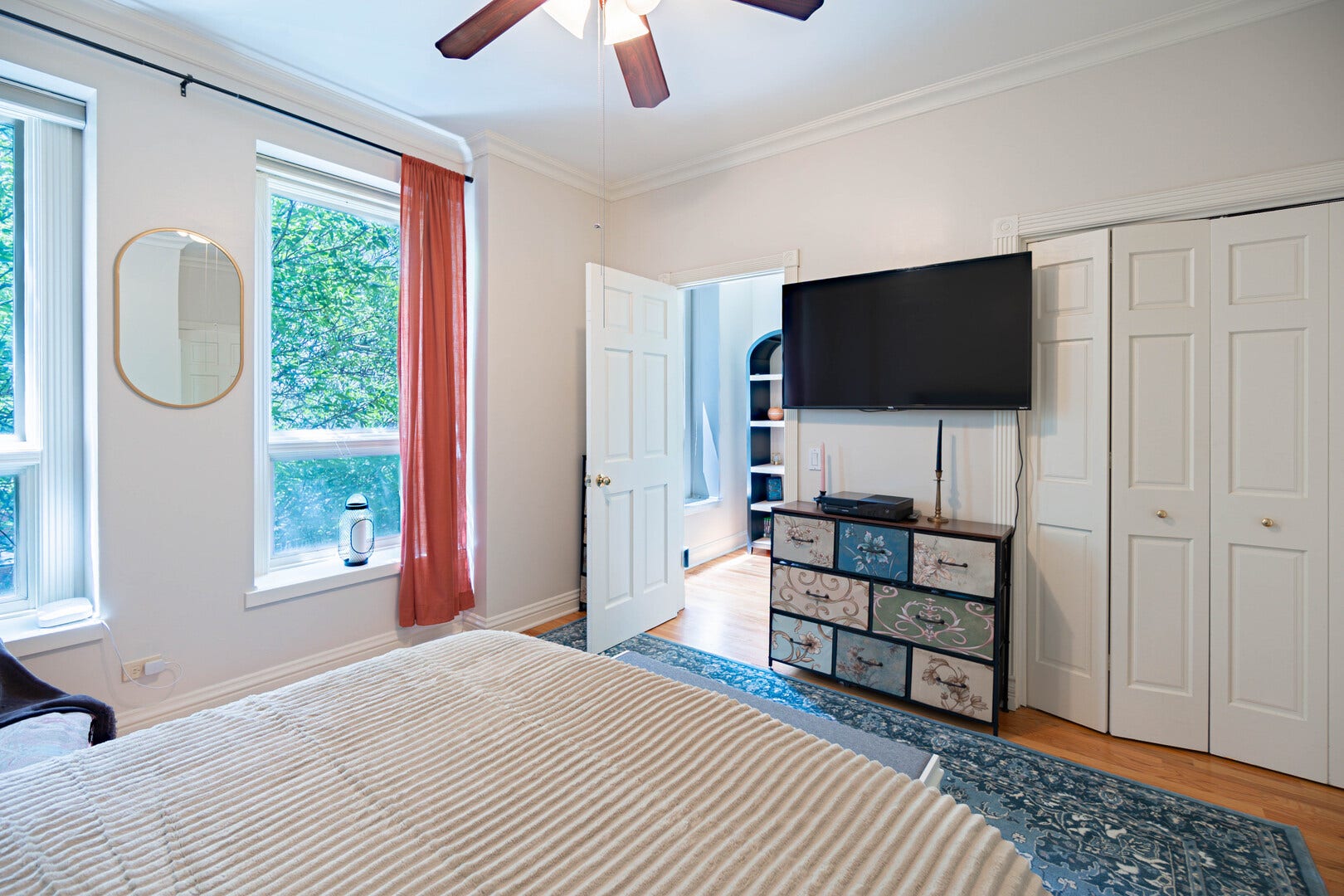 1445 N MOHAWK Street, #2, Chicago, IL 60610