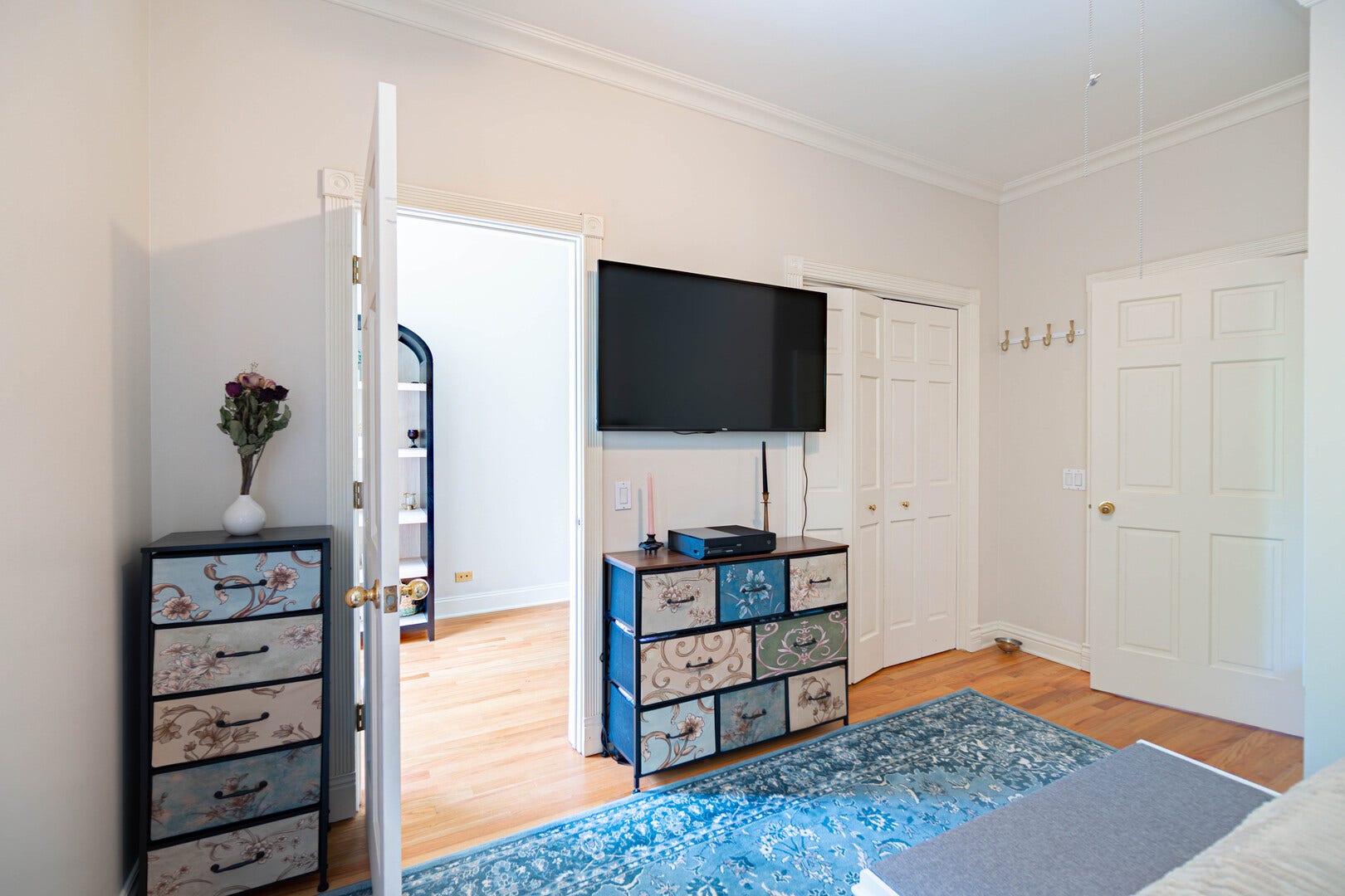 1445 N MOHAWK Street, #2, Chicago, IL 60610