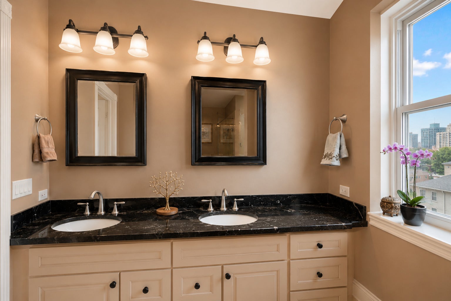 1445 N MOHAWK Street, #2, Chicago, IL 60610