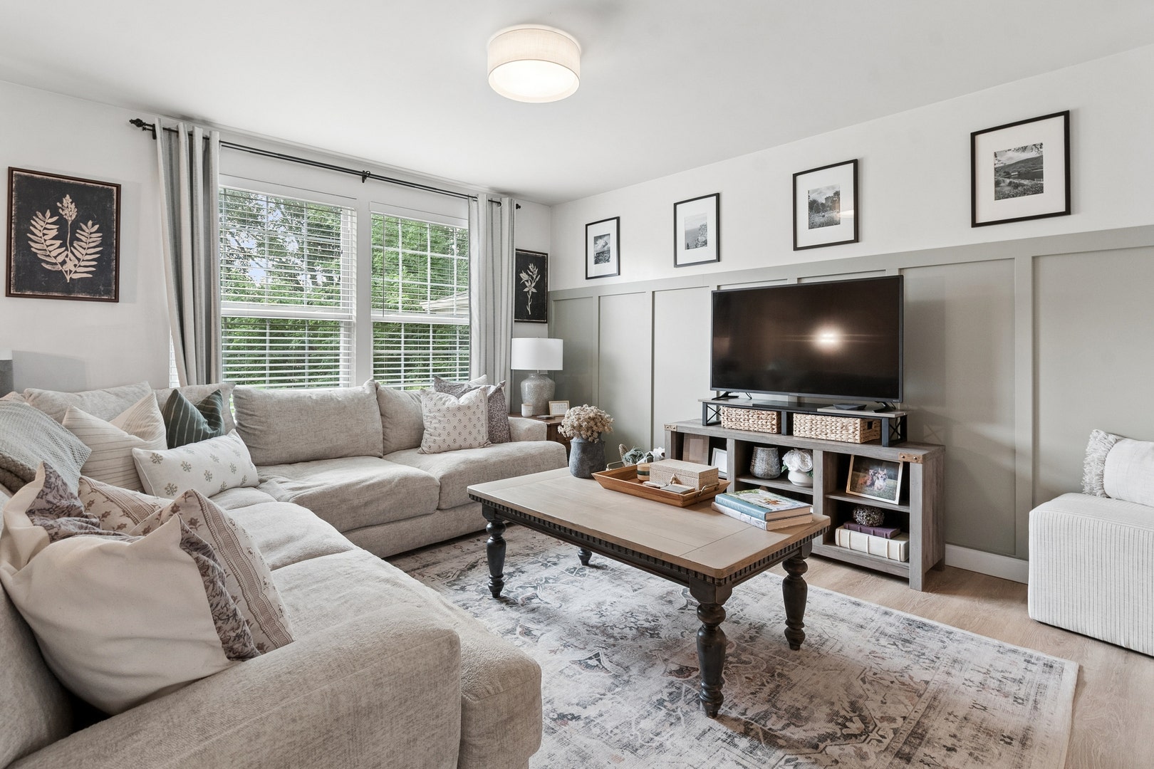 1021 Crane Point, Elgin, IL 60124 1021 Crane Point, Elgin, IL 60124