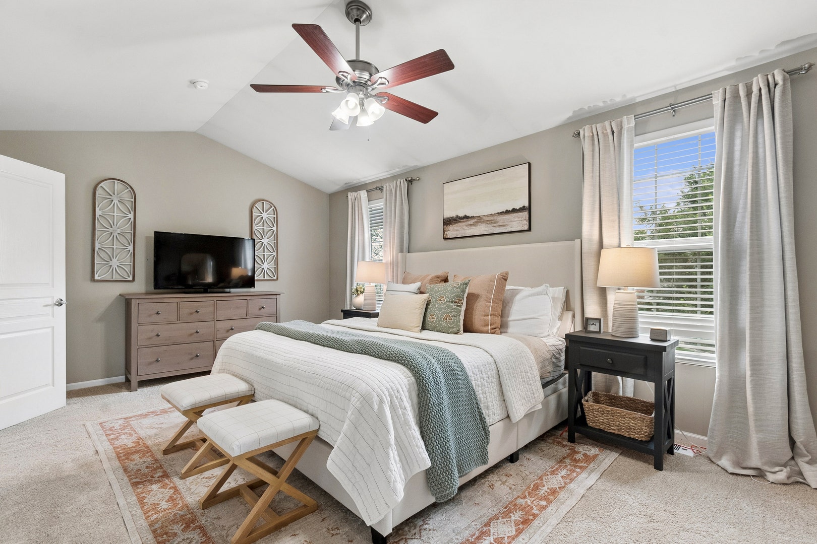 1021 Crane Point, Elgin, IL 60124 1021 Crane Point, Elgin, IL 60124