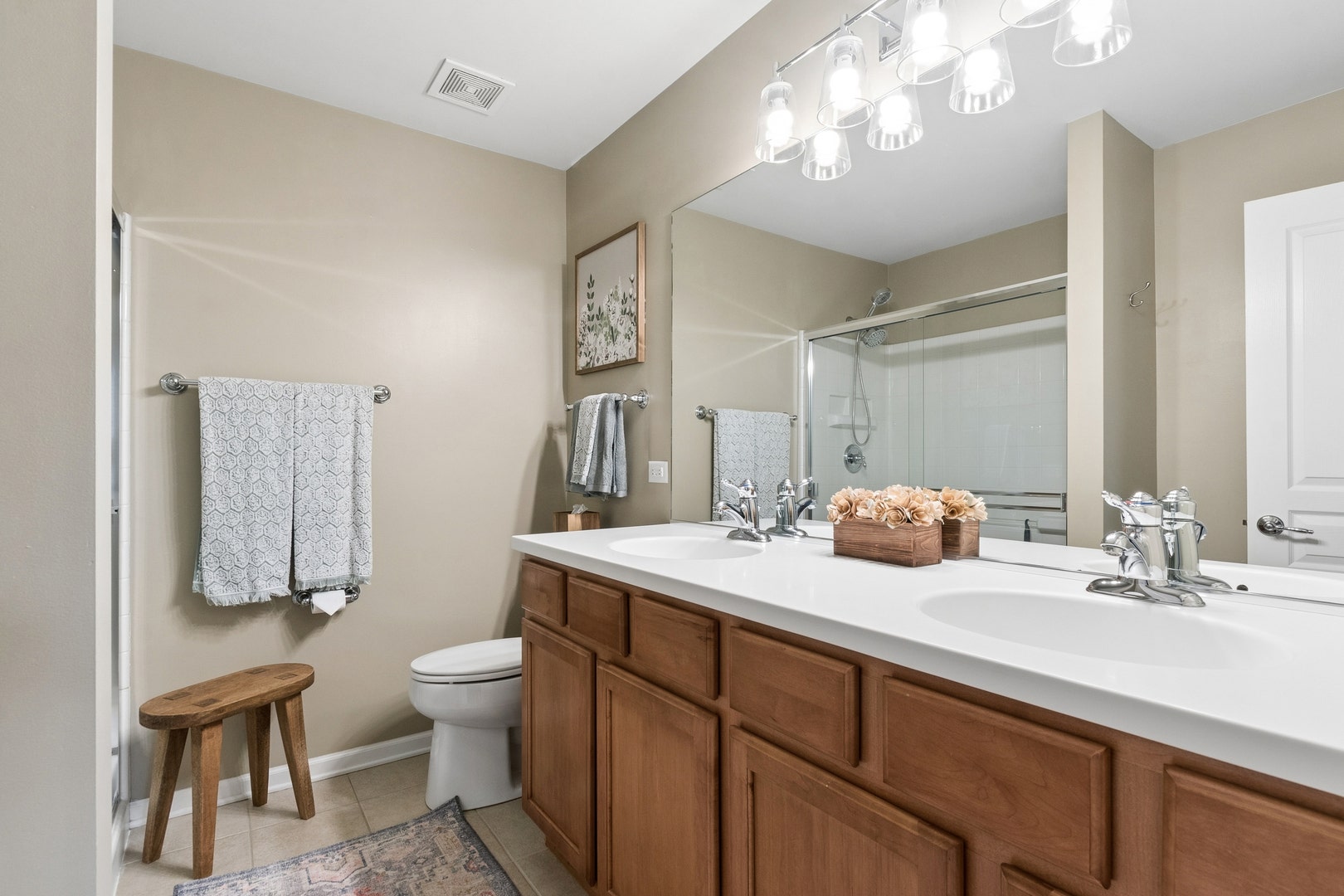 1021 Crane Point, Elgin, IL 60124 1021 Crane Point, Elgin, IL 60124