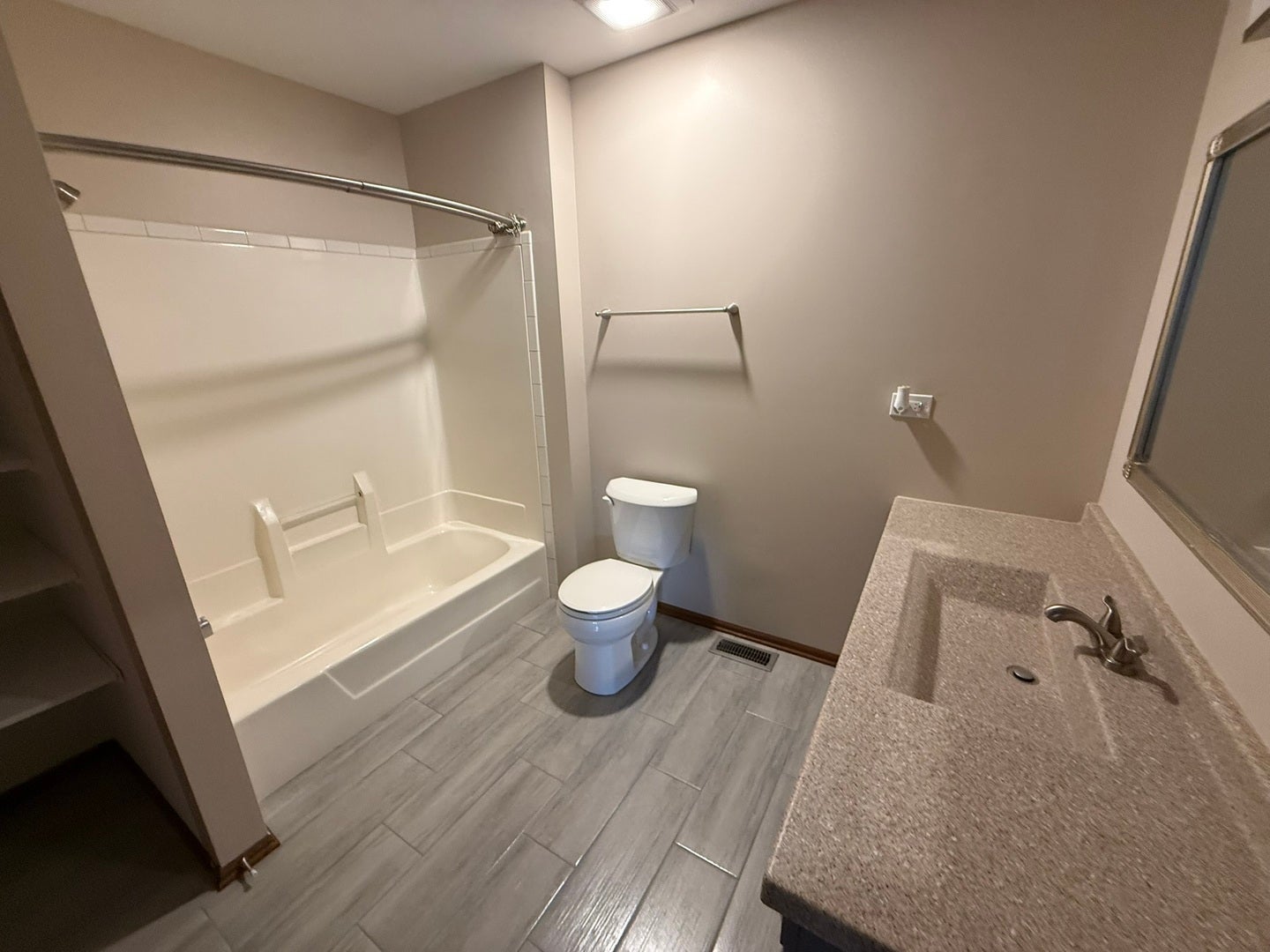 15546 Whitehall Lane, Orland Park, IL 60462