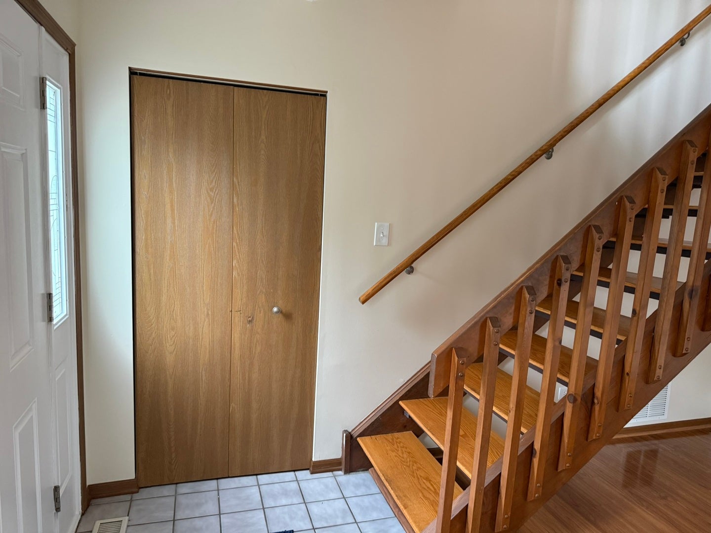 15546 Whitehall Lane, Orland Park, IL 60462