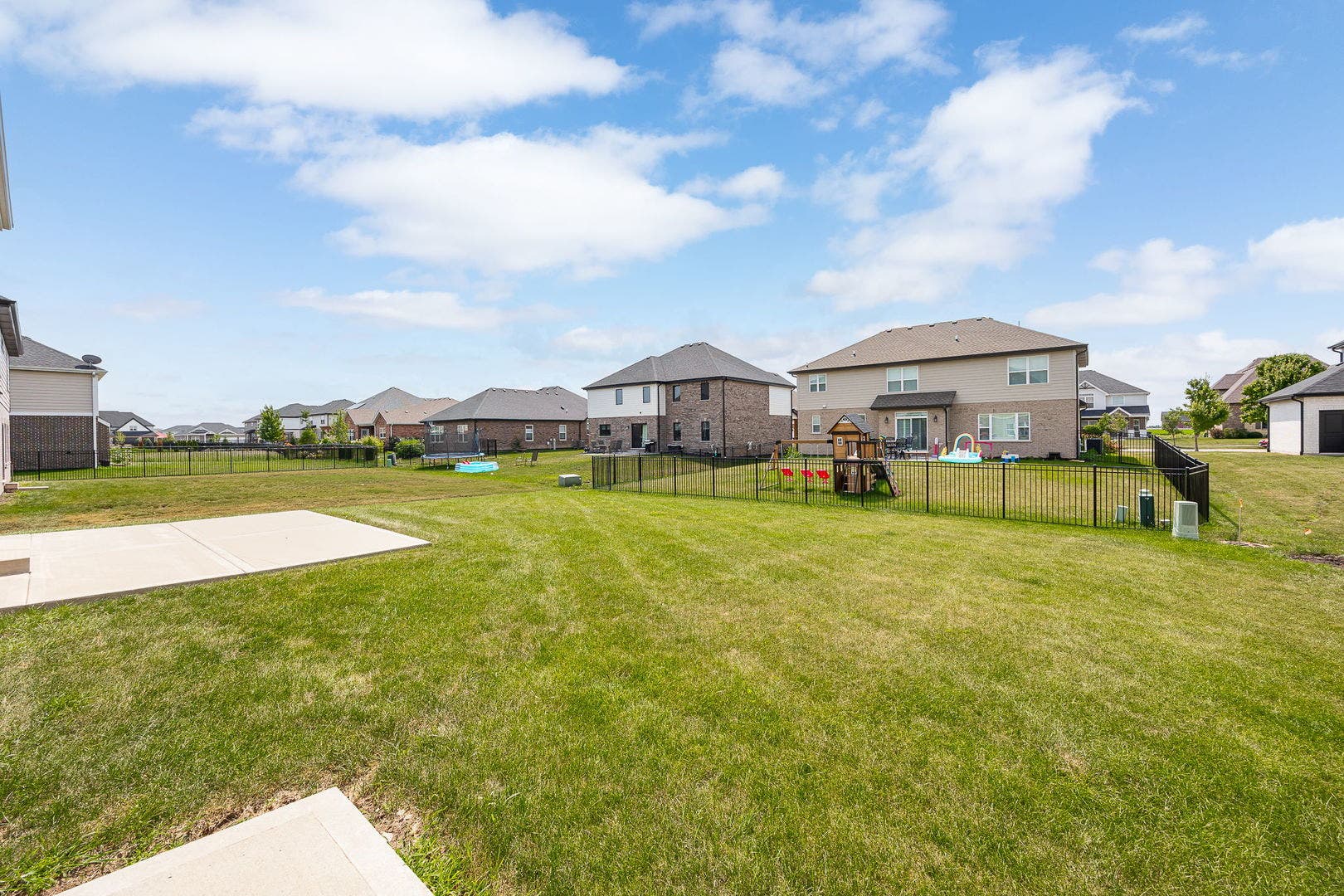 23936 S William Drive, Manhattan, IL 60442 23936 S William Drive, Manhattan, IL 60442
