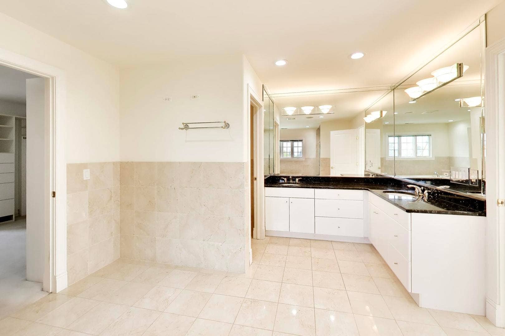 1 Firethorn Court, Lemont, IL 60439 1 Firethorn Court, Lemont, IL 60439