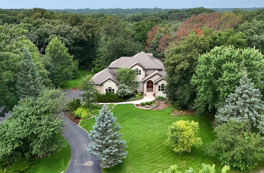 Property photo for 19412 S Woodedge Lane, Mokena, IL
