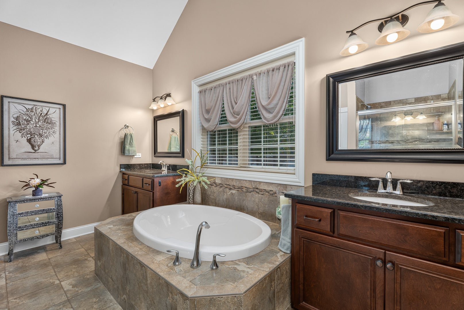 16525 TIMBER Trail, Orland Park, IL 60467 16525 TIMBER Trail, Orland Park, IL 60467