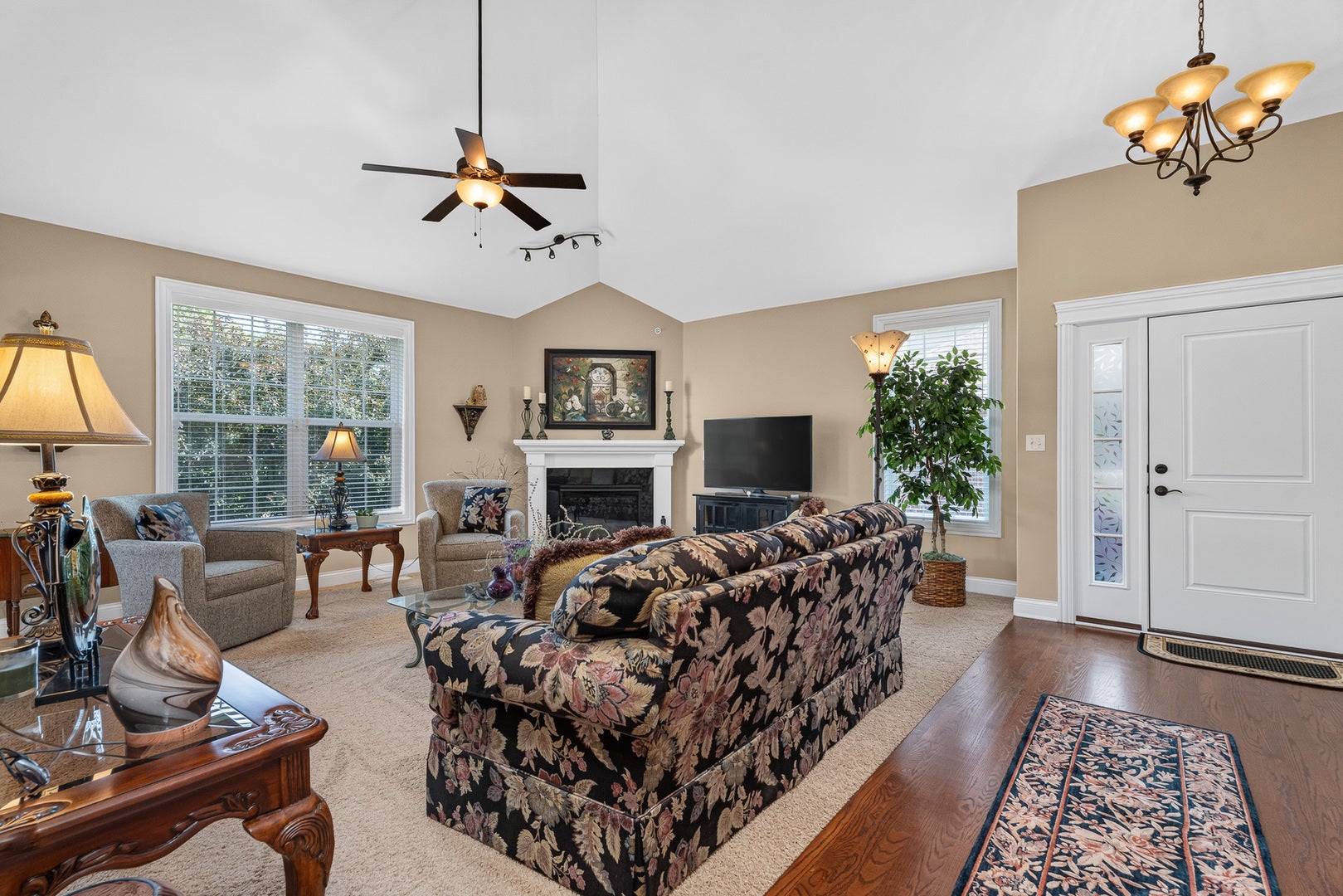 16525 TIMBER Trail, Orland Park, IL 60467 16525 TIMBER Trail, Orland Park, IL 60467