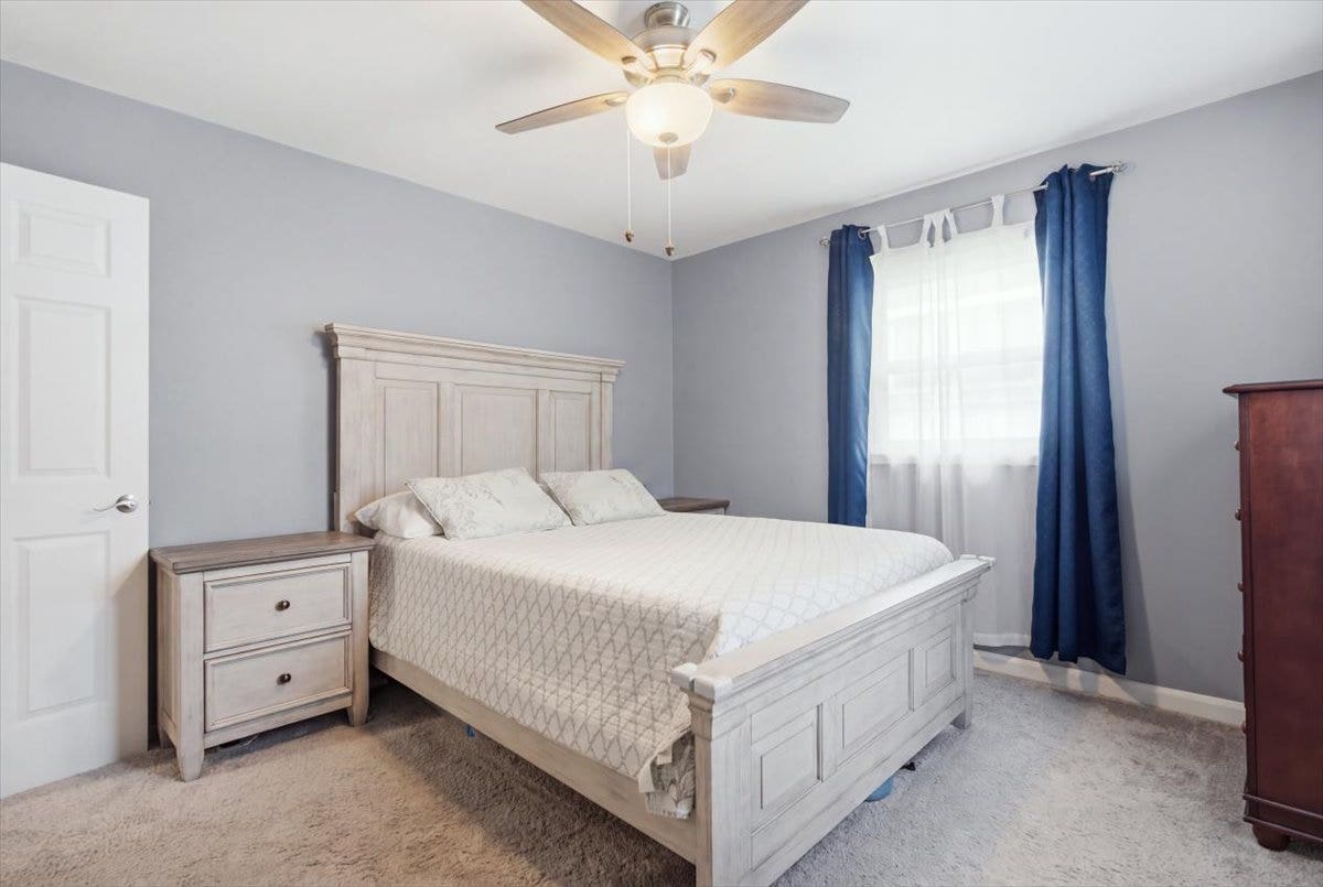 123 Independence Avenue, Joliet, IL 60433 123 Independence Avenue, Joliet, IL 60433