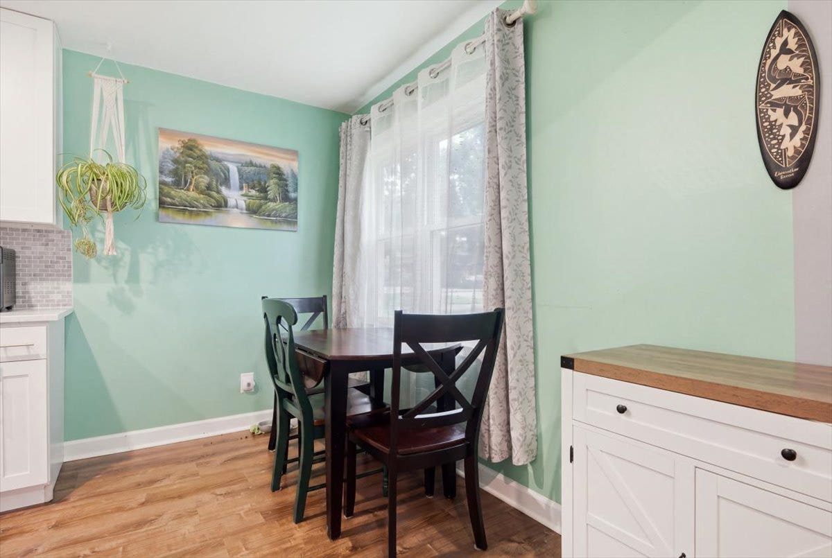 123 Independence Avenue, Joliet, IL 60433 123 Independence Avenue, Joliet, IL 60433