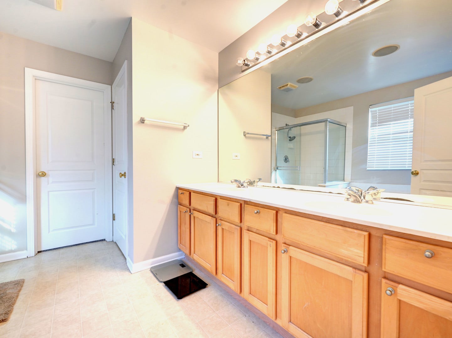6 Forsythia Court, Bolingbrook, IL 60490 6 Forsythia Court, Bolingbrook, IL 60490