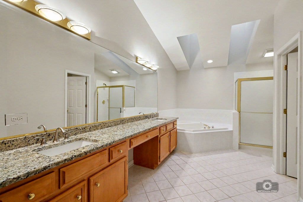 11258 Melrose Court, Orland Park, IL 60467 11258 Melrose Court, Orland Park, IL 60467