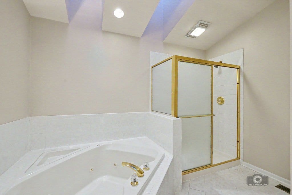 11258 Melrose Court, Orland Park, IL 60467 11258 Melrose Court, Orland Park, IL 60467