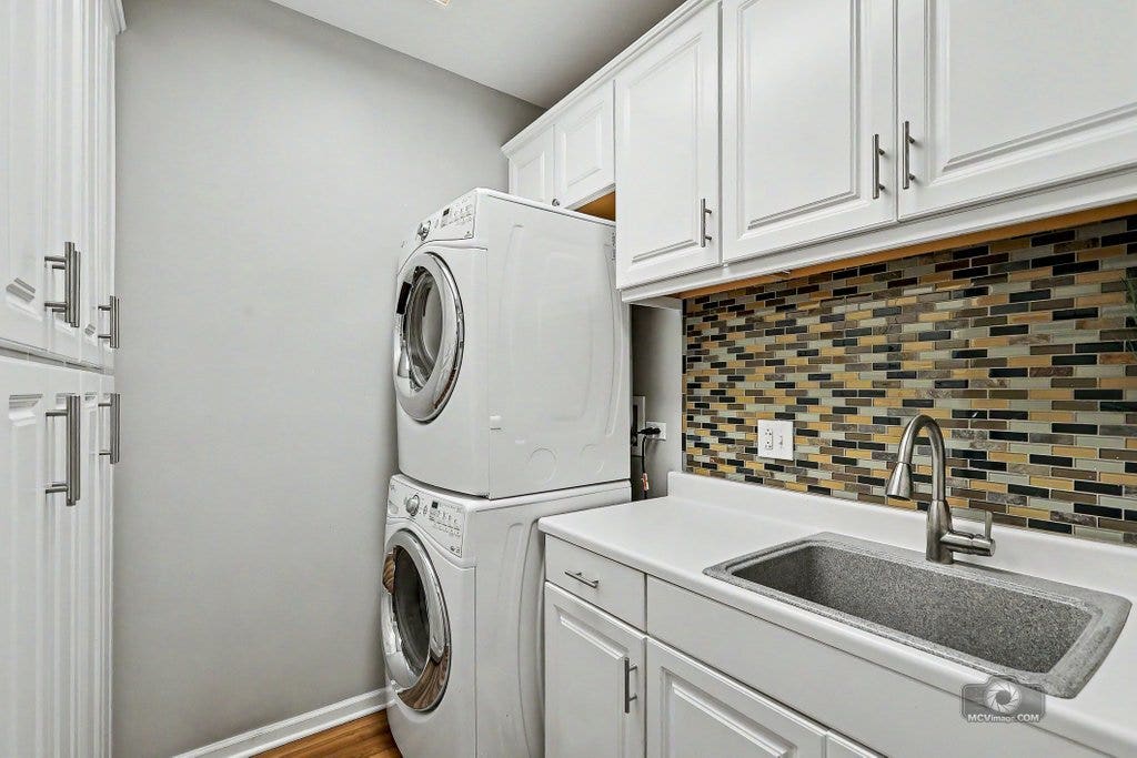 11258 Melrose Court, Orland Park, IL 60467 11258 Melrose Court, Orland Park, IL 60467