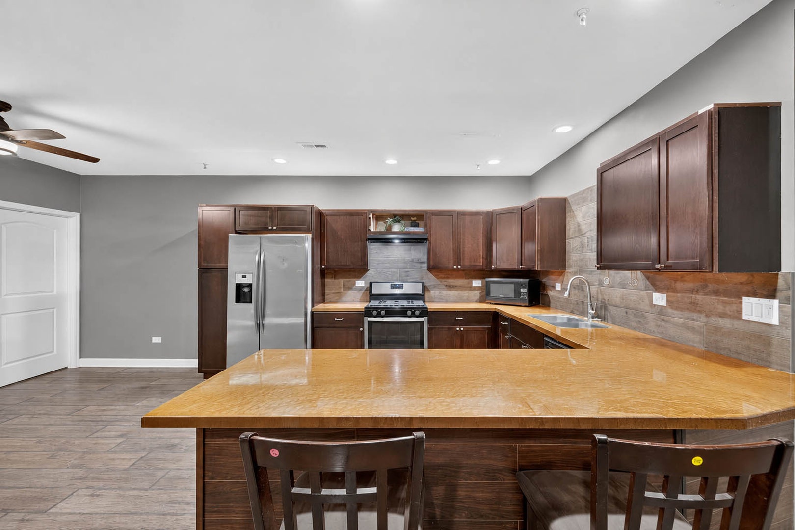 4938 W 116th Street, Alsip, IL 60803 4938 W 116th Street, Alsip, IL 60803
