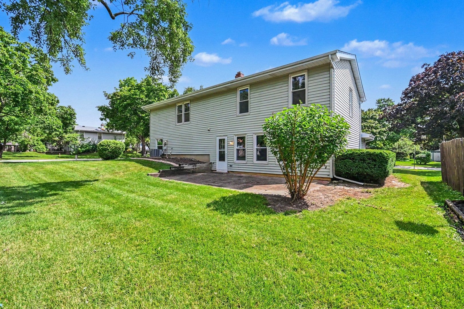 101 S Lancaster Drive, Bolingbrook, IL 60440 101 S Lancaster Drive, Bolingbrook, IL 60440