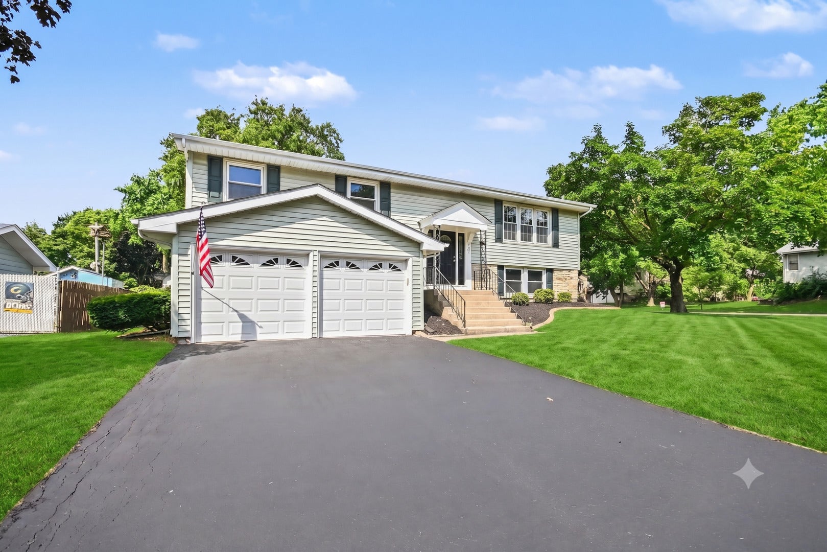 101 S Lancaster Drive, Bolingbrook, IL 60440 101 S Lancaster Drive, Bolingbrook, IL 60440