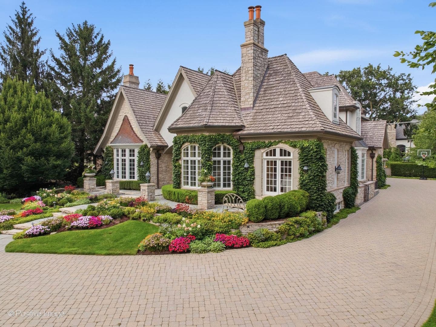 909 Cleveland Road, Hinsdale, IL 60521 909 Cleveland Road, Hinsdale, IL 60521