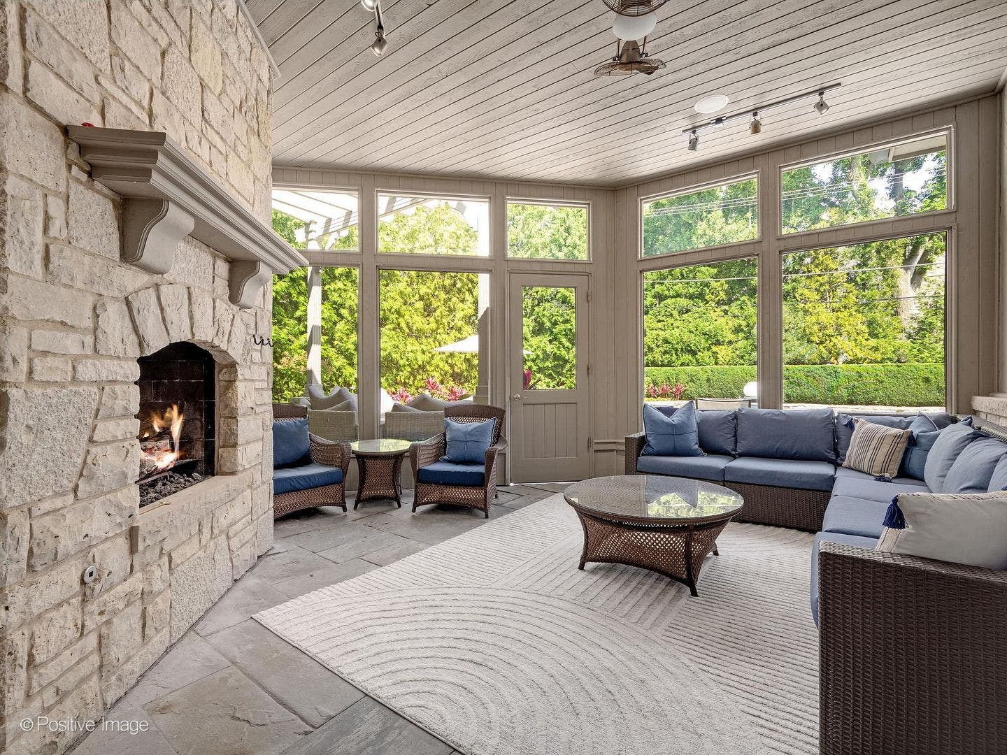 909 Cleveland Road, Hinsdale, IL 60521 909 Cleveland Road, Hinsdale, IL 60521