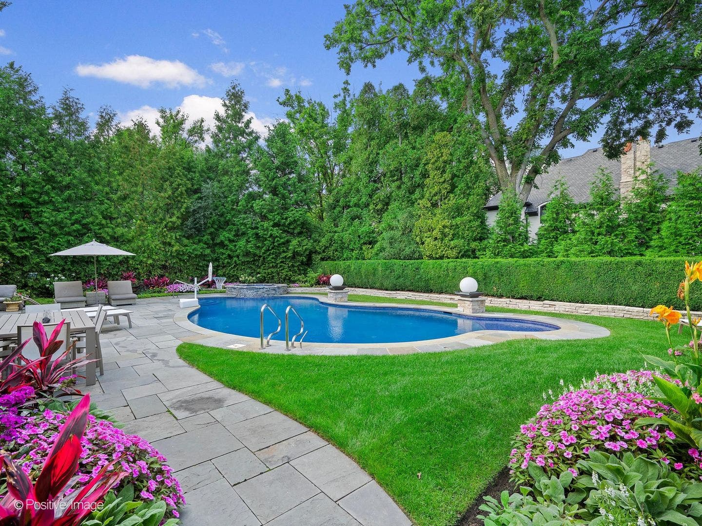 909 Cleveland Road, Hinsdale, IL 60521 909 Cleveland Road, Hinsdale, IL 60521