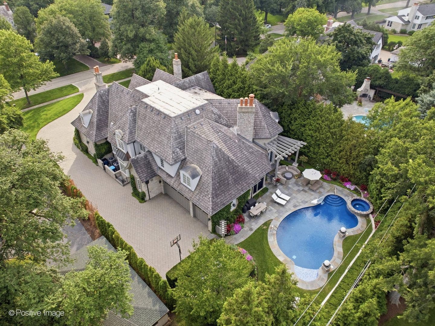 909 Cleveland Road, Hinsdale, IL 60521 909 Cleveland Road, Hinsdale, IL 60521