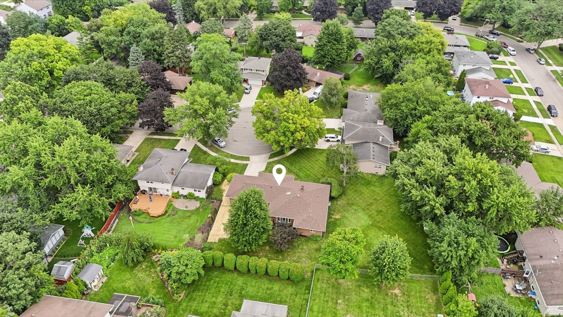 2141 Country Knoll Court, Elgin, IL 60123 2141 Country Knoll Court, Elgin, IL 60123