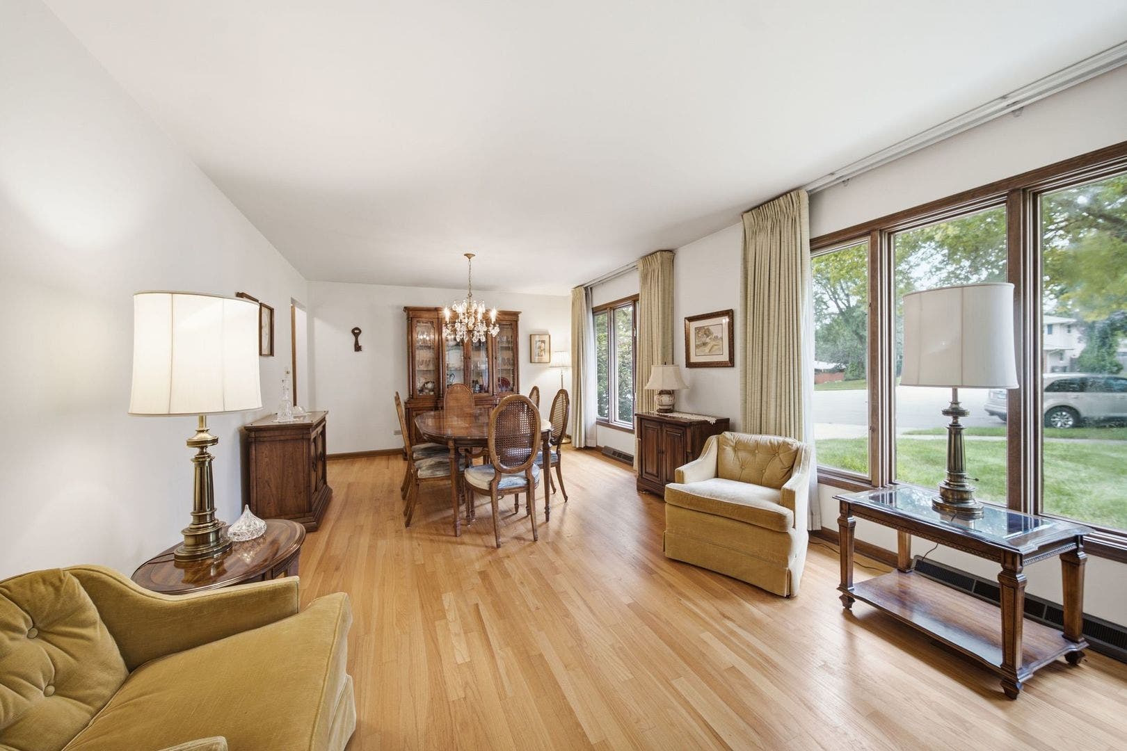 2141 Country Knoll Court, Elgin, IL 60123 2141 Country Knoll Court, Elgin, IL 60123