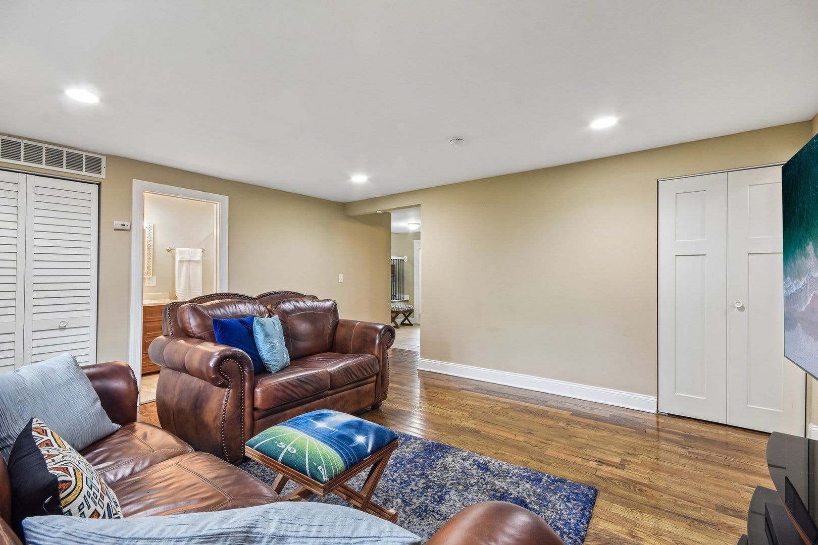 7 Derbyshire Court, Bolingbrook, IL 60440