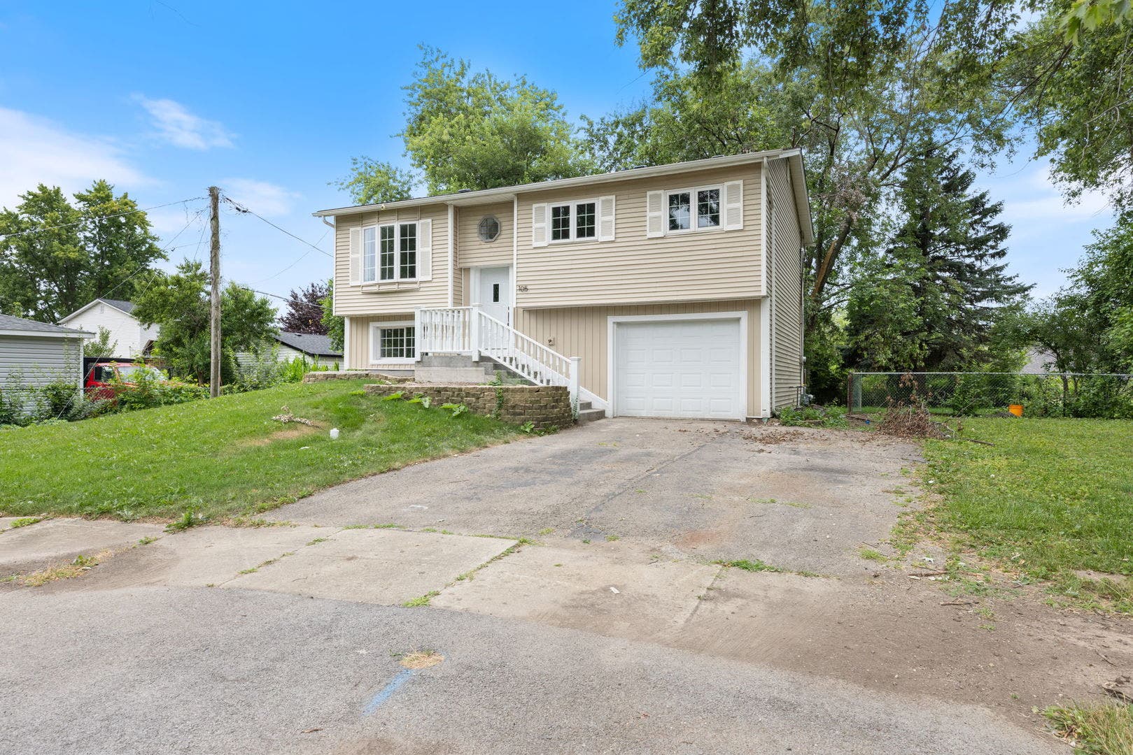 105 Cedarwood Court, Bolingbrook, IL 60440 105 Cedarwood Court, Bolingbrook, IL 60440