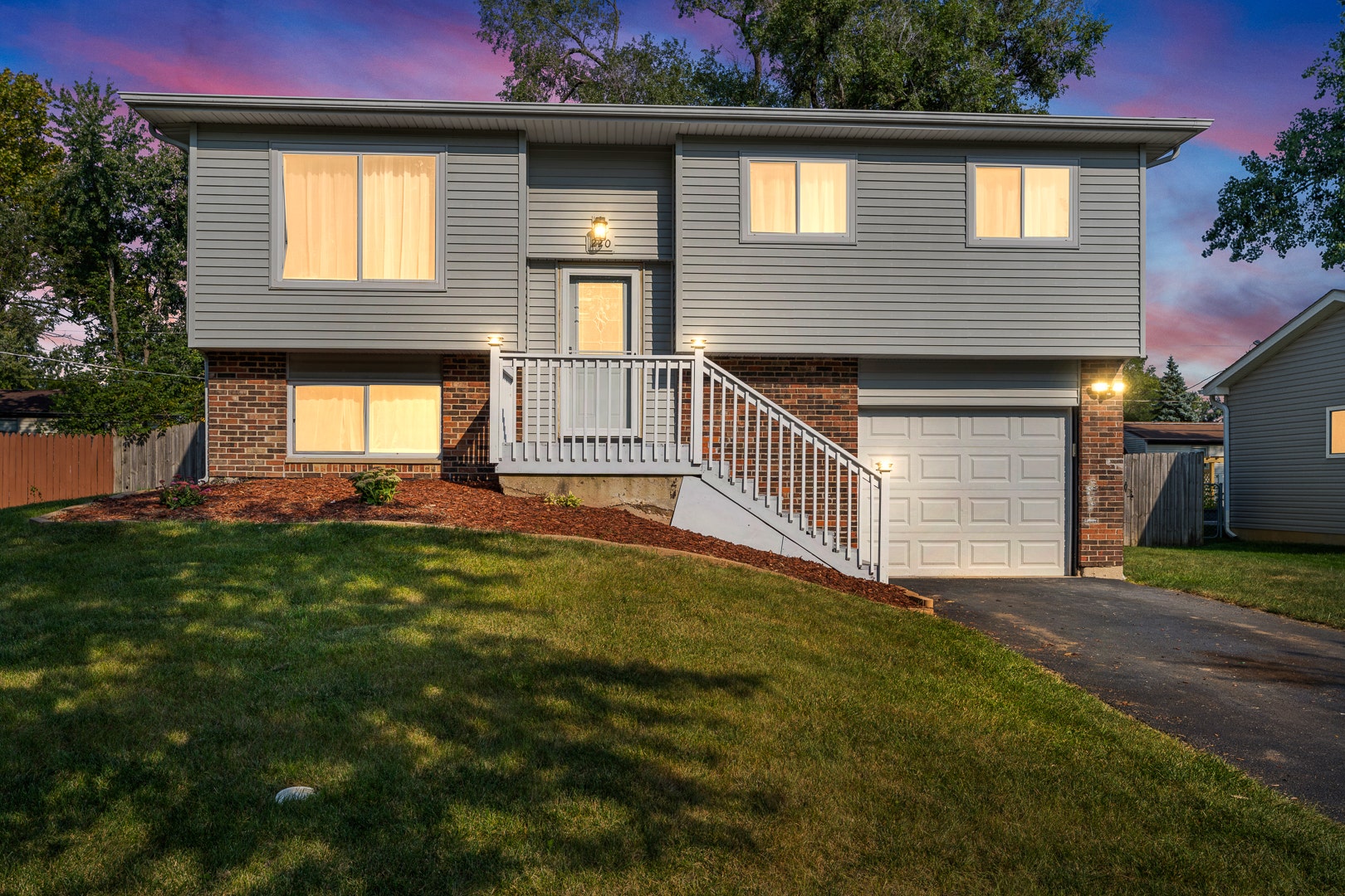 220 N Ashbury Avenue, Bolingbrook, IL 60440