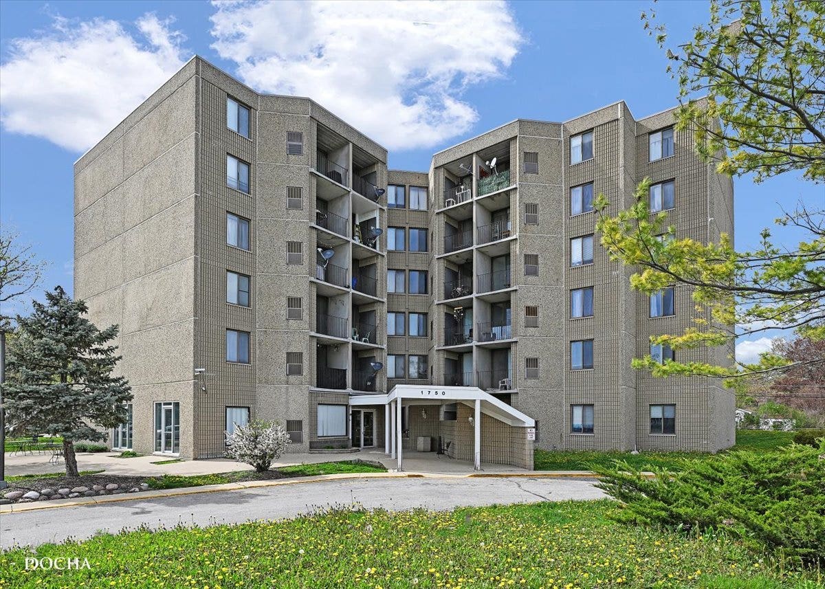 1750 N Marywood Avenue, #501, Aurora, IL 60505 1750 N Marywood Avenue, #501, Aurora, IL 60505