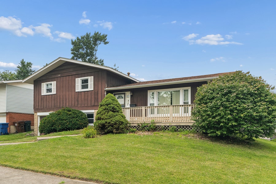 Property photo for 6142 Rob Roy Drive, Oak Forest, IL