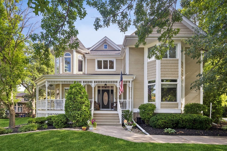 Property photo for 2460 Saint Andrews Drive, Olympia Fields, IL