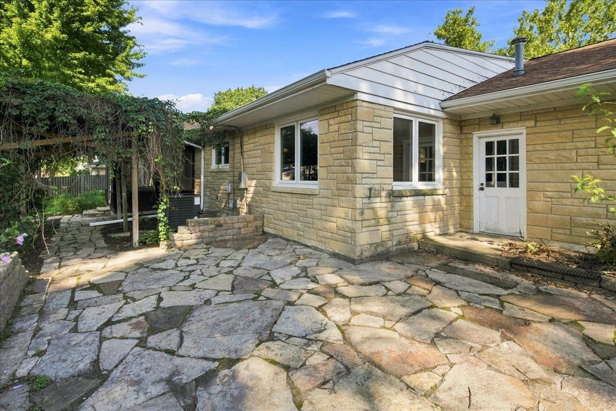 1500 Mayfield Avenue, Joliet, IL 60435 1500 Mayfield Avenue, Joliet, IL 60435