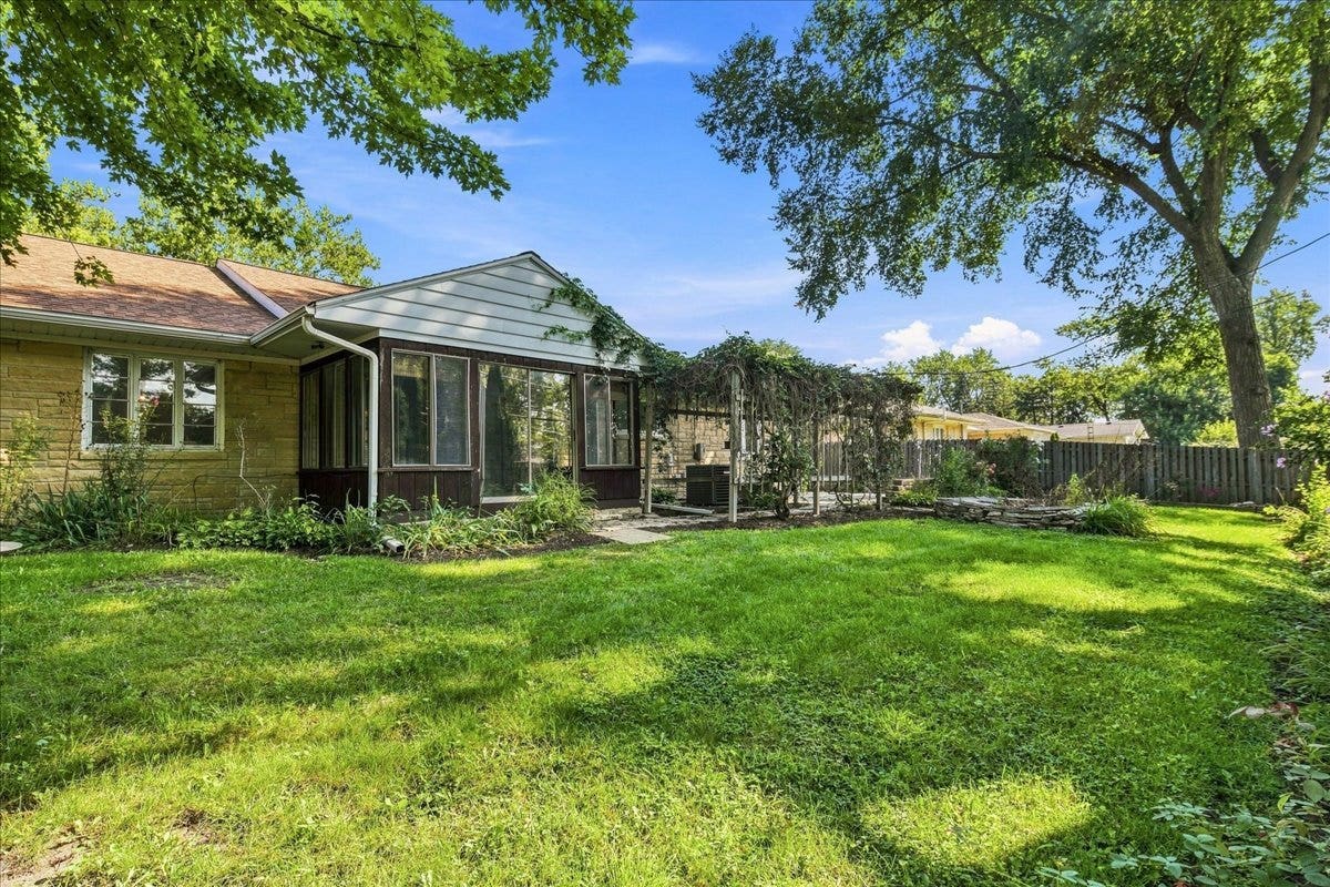 1500 Mayfield Avenue, Joliet, IL 60435 1500 Mayfield Avenue, Joliet, IL 60435