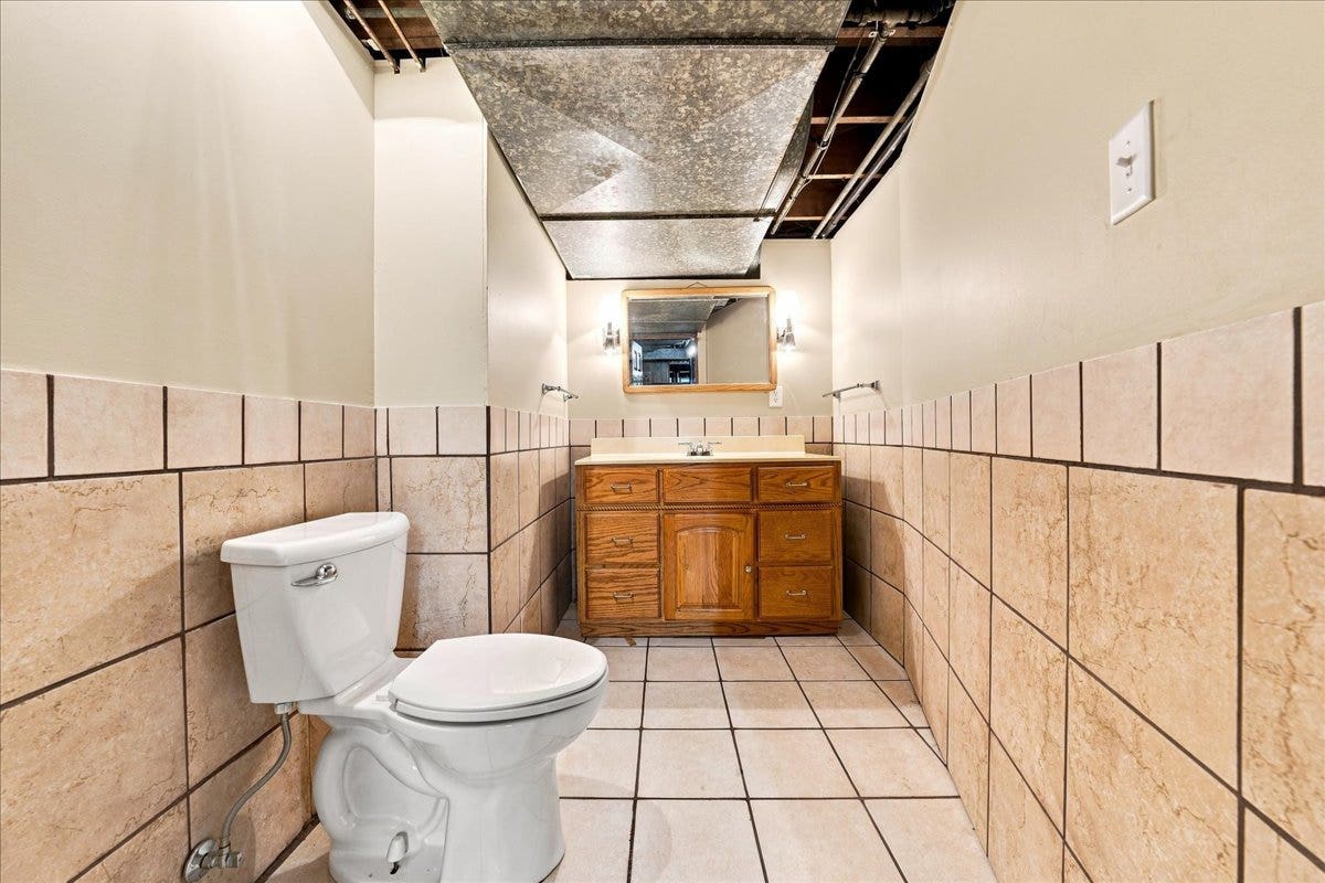 1500 Mayfield Avenue, Joliet, IL 60435 1500 Mayfield Avenue, Joliet, IL 60435