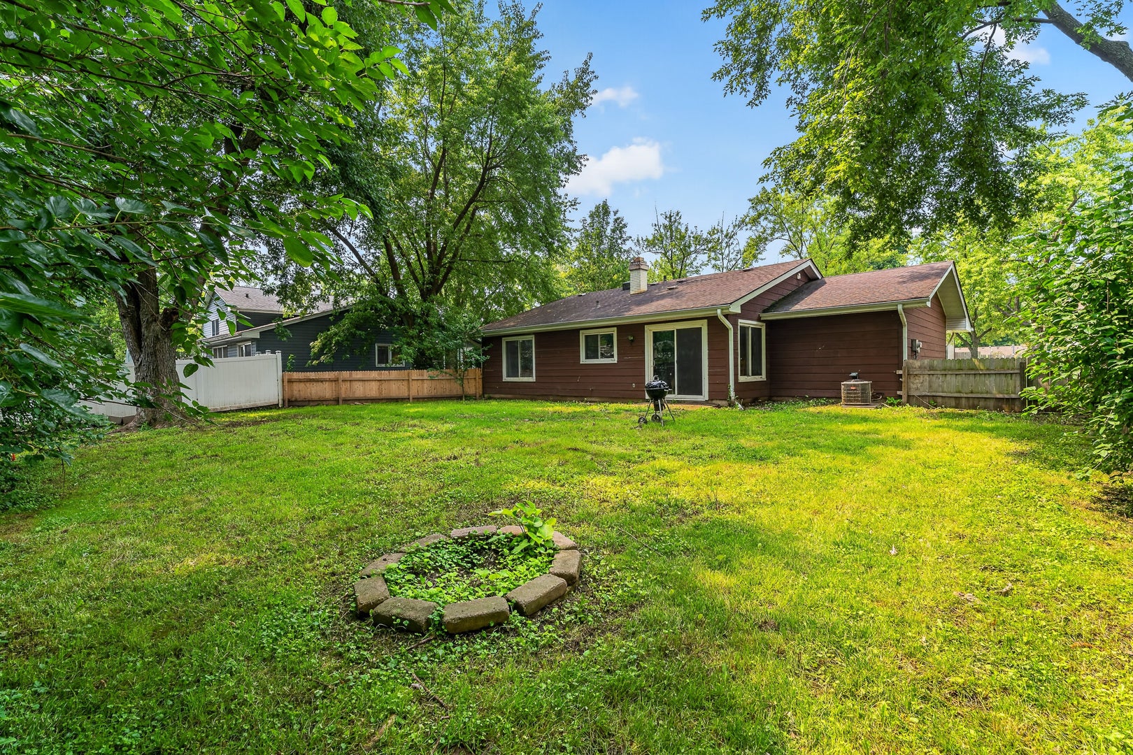 140 Tamarack Drive, Bolingbrook, IL 60440