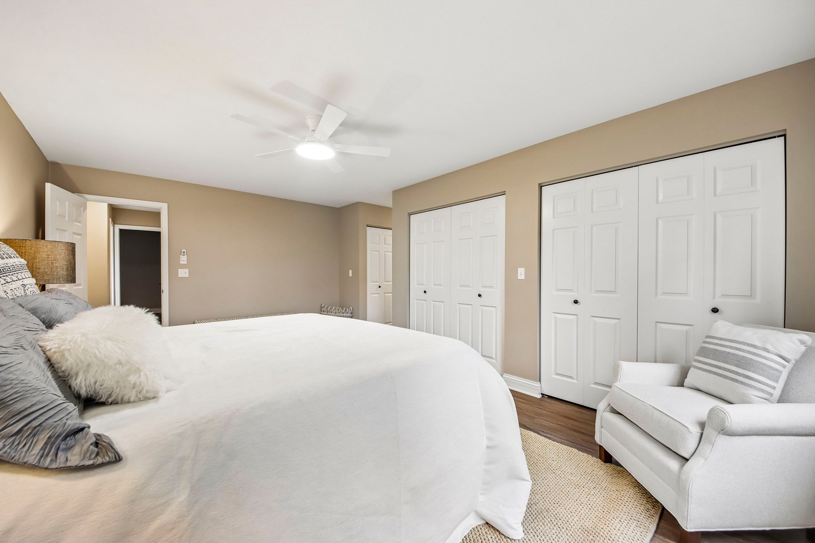 281 Governors Lane, #281, Elgin, IL 60123 281 Governors Lane, #281, Elgin, IL 60123