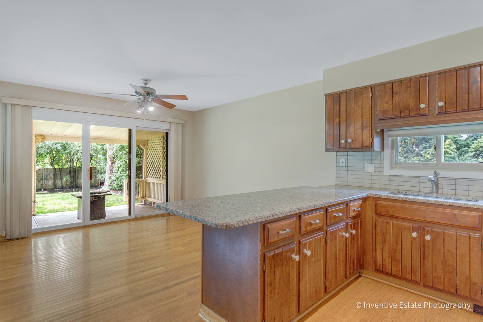 825 Oxford Street, Downers Grove, IL 60516 825 Oxford Street, Downers Grove, IL 60516