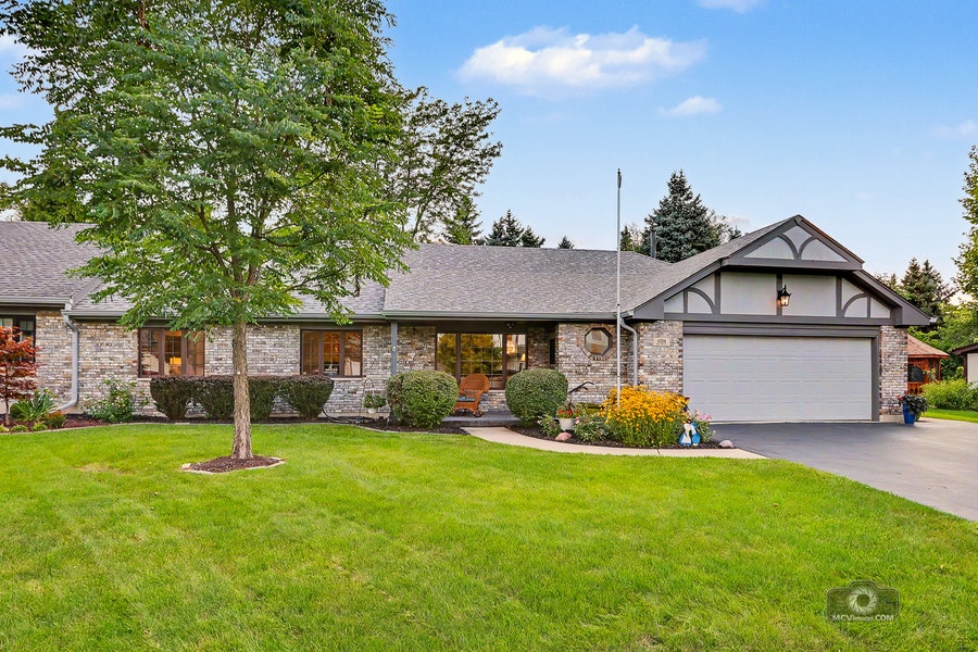 Property photo for 11524 S Old Prague Path, Palos Park, IL