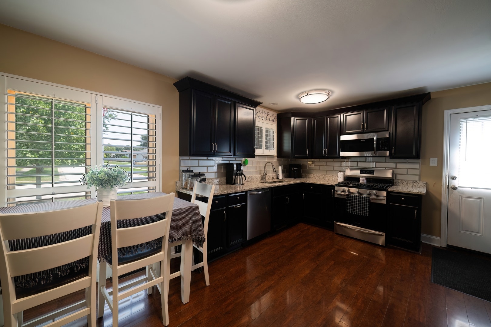 16450 67th Court, Tinley Park, IL 60477 16450 67th Court, Tinley Park, IL 60477
