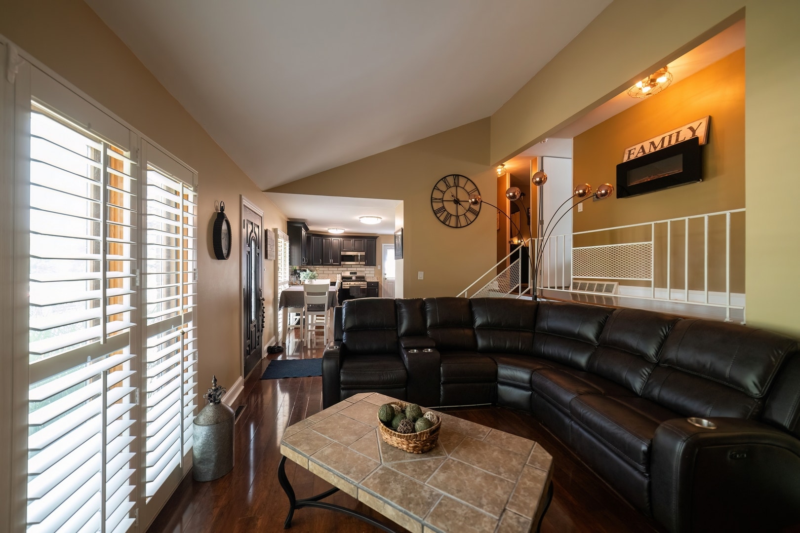 16450 67th Court, Tinley Park, IL 60477 16450 67th Court, Tinley Park, IL 60477
